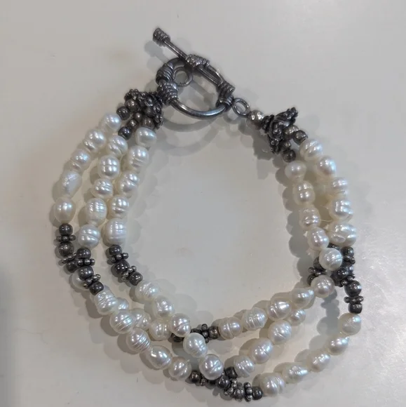 Vintage freshwater pearls, 3 stranded bracelet - Picture 5 of 9